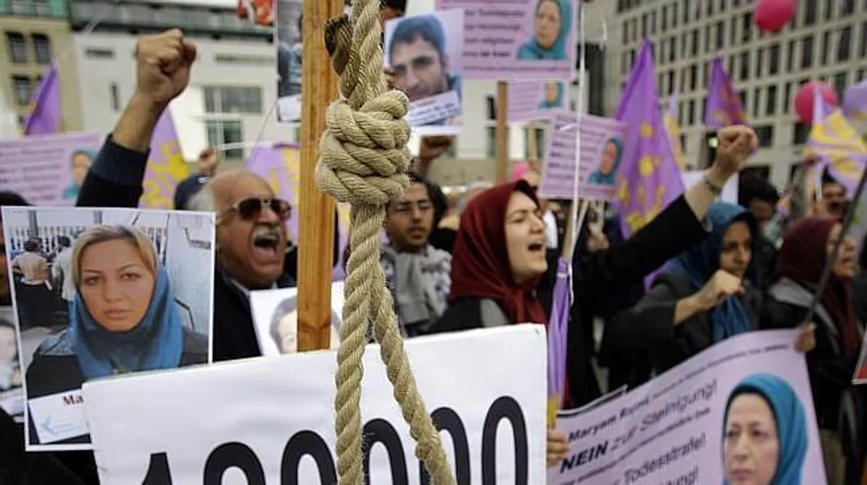 Disidentes iraníes protestan en Berlín contra la pena de muerte en su país