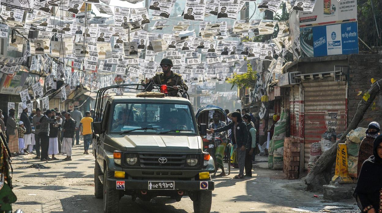 Las elecciones generales en Bangladesh han dejado al menos ocho muertos