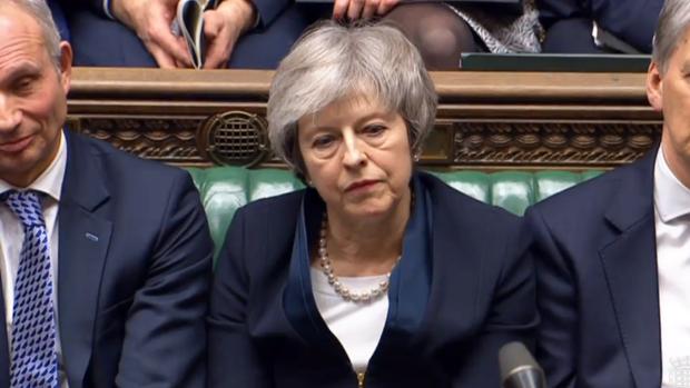 Theresa May y su acuerdo del Brexit sufren una humillante derrota en el Parlamento británico