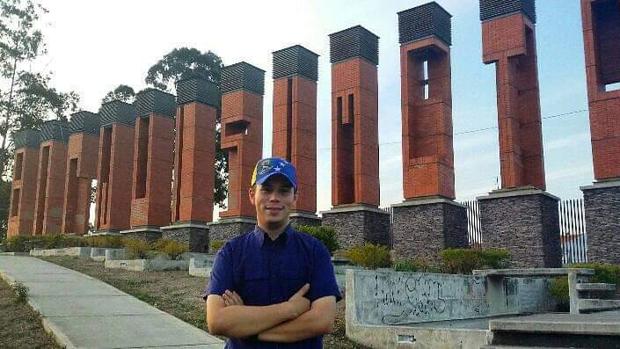 Un joven español lleva tres semanas detenido por el régimen de Maduro