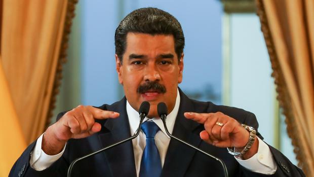 Maduro subvenciona una red de propaganda en Twitter para perpetuarse en el poder