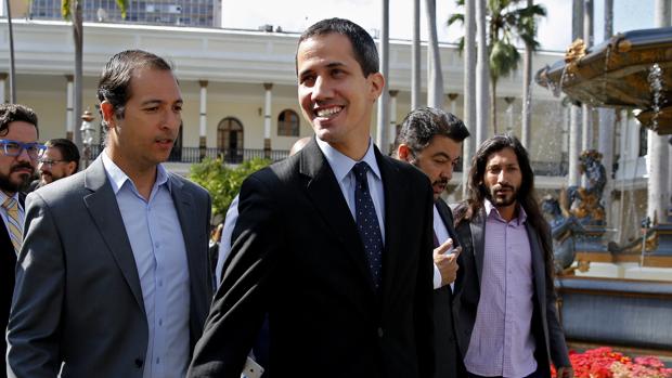 Guaidó afirma que ya cuenta con 600.000 voluntarios para distribuir la ayuda humanitaria