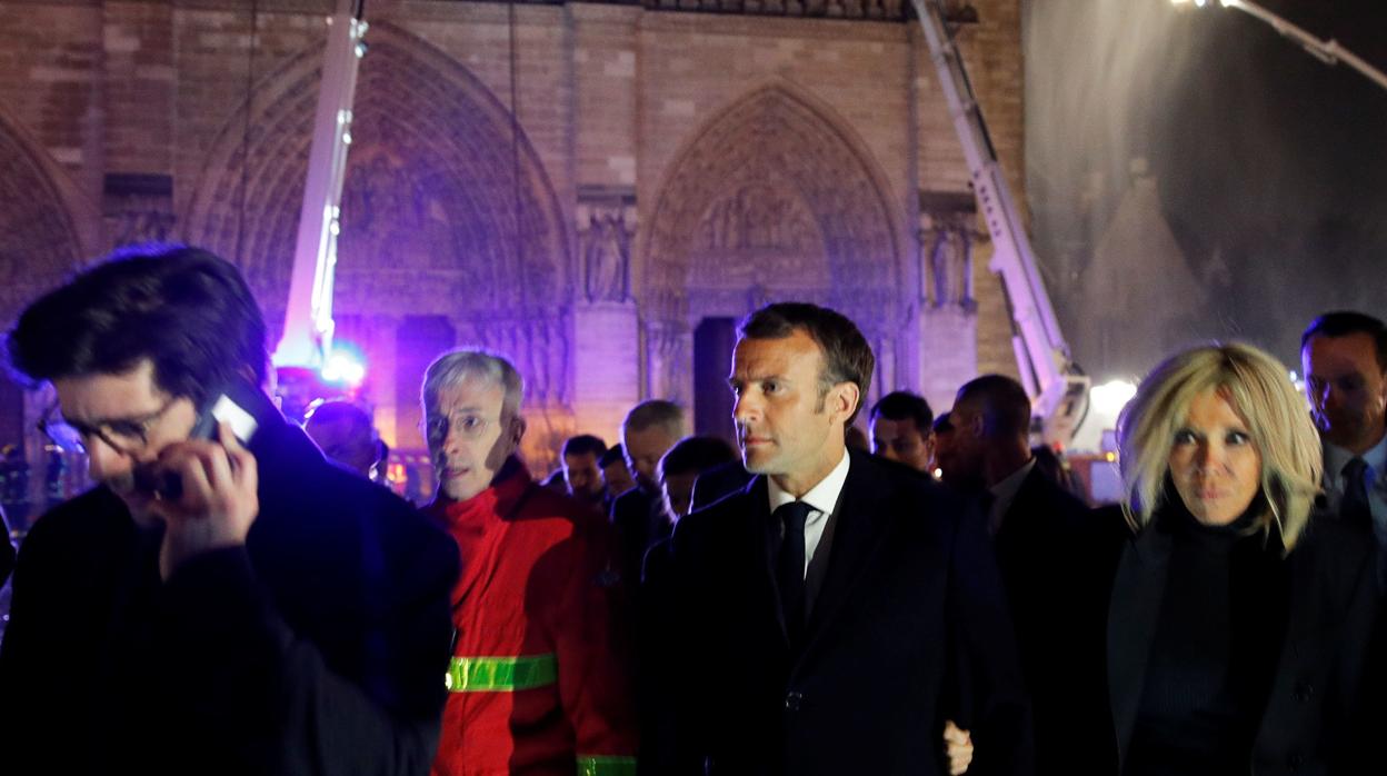 Macron comienza a paso de carga la reconstrucción de Notre Dame