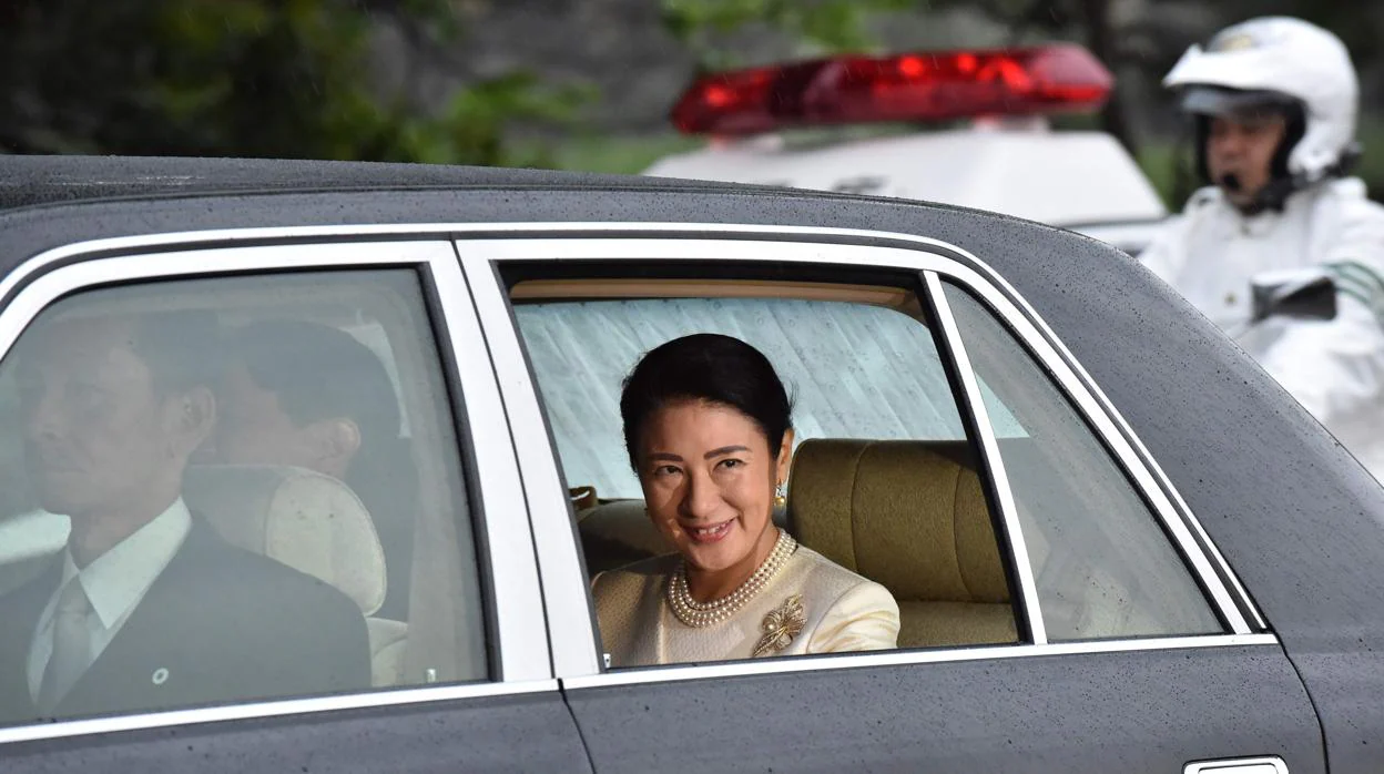 Masako sale del Palacio Imperial tras la entronización de su marido, Naruhito el pasado miércoles