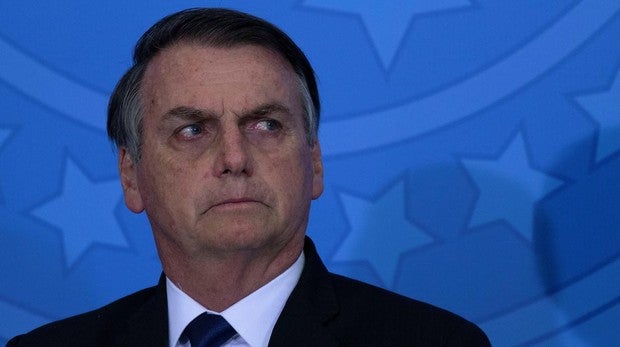 Bolsonaro hace concesiones a los brasileños que quieren armas y conducir a alta velocidad