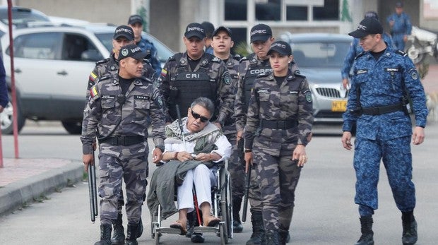 Hospitalizado el exguerrillero Santrich tras cortarse las venas después de su frustrada excarcelación