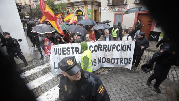 España, el país con mayor deterioro de confianza en las instituciones, según el Índice Global de Paz