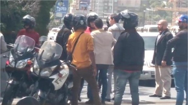 Guaidó impide el secuestro de sus colaboradores por un grupo de paramilitares en Caracas