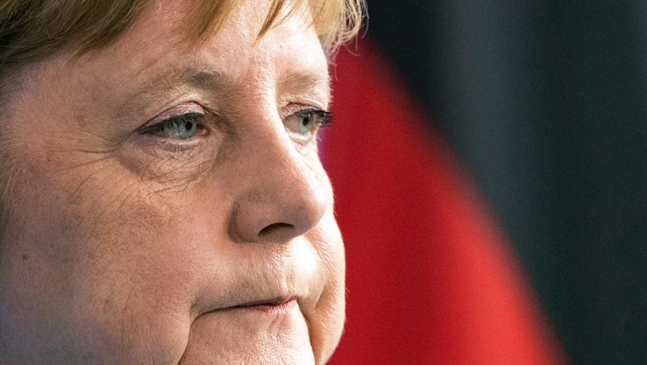 Merkel vuelve a sufrir un episodio de temblores, el tercero en menos de un mes