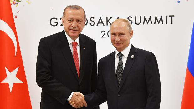 Turquía desafía a la OTAN, de la que es miembro, y compra misiles a Rusia