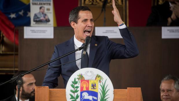 Fracasos y logros de Guaidó en sus seis meses de presidencia interina