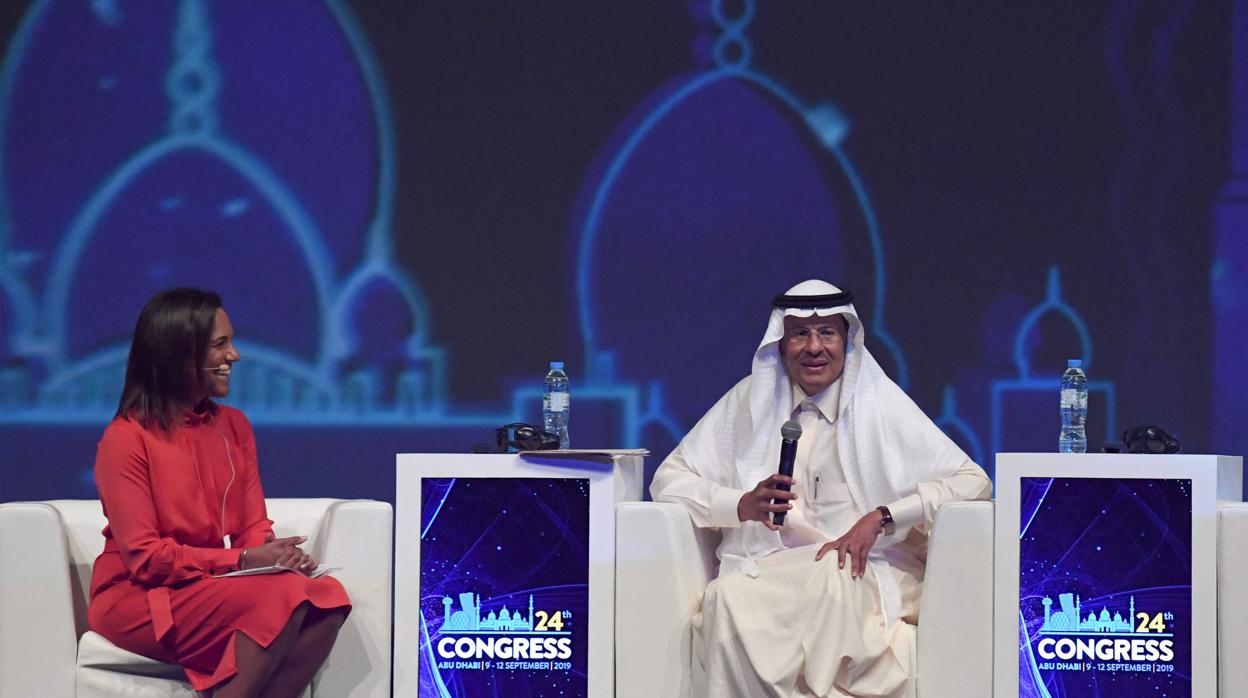 El Príncipe Abdulaziz bin Salman, ayer durante la inauguración del Congreso mundial de Energía en Abu Dhabi