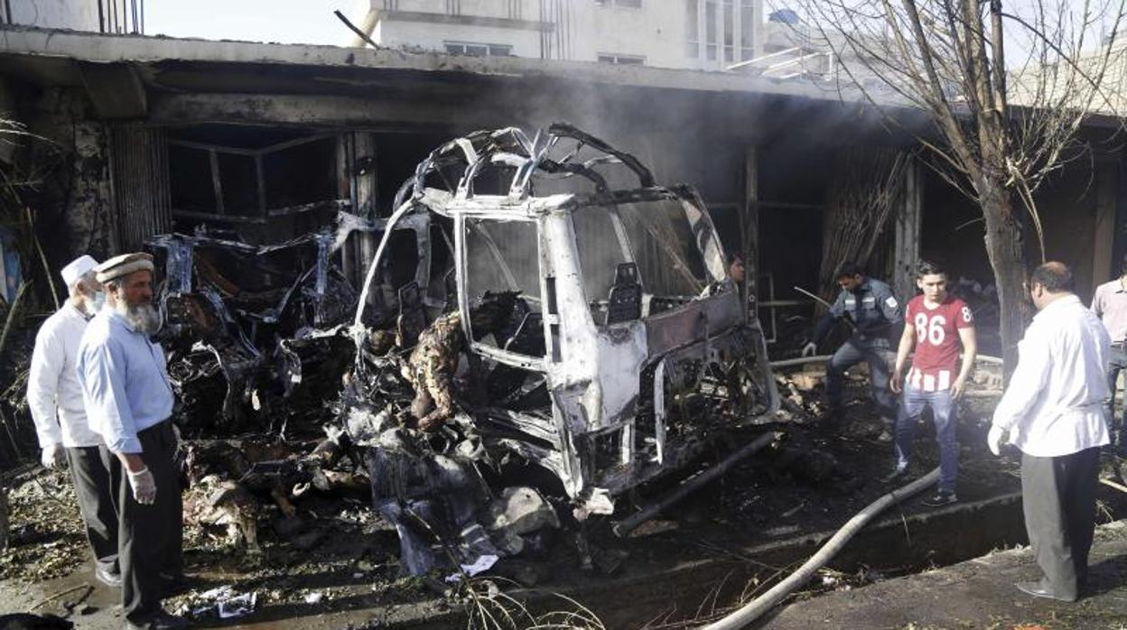 Imagen de archivo de un atentado con coche bomba en Afganistán