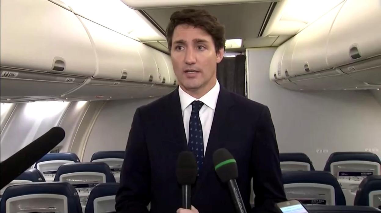 Justin Trudeau se disculpa ante los medios de comunicación