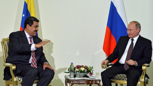 Maduro llega otra vez a Moscú para que Putin apuntale su tambaleante poder