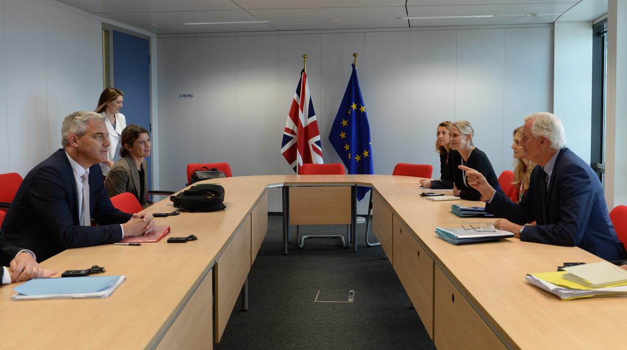 Barclay y Barnier en su reunión en Bruselas