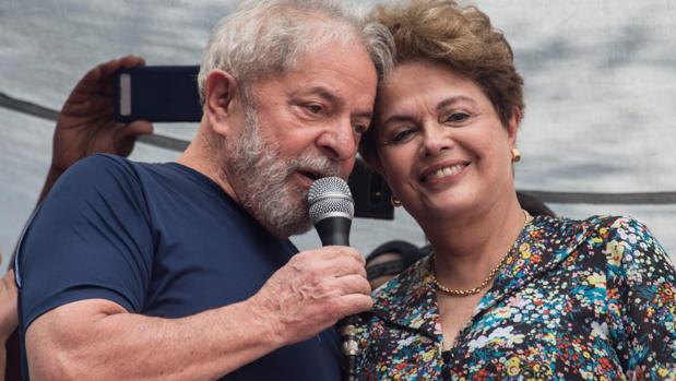 Los fiscales anticorrupción piden cambiar al régimen de tercer grado la pena de Lula