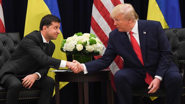 Trump carga en Twitter contra un posible segundo informante sobre su llamada al presidente ucraniano