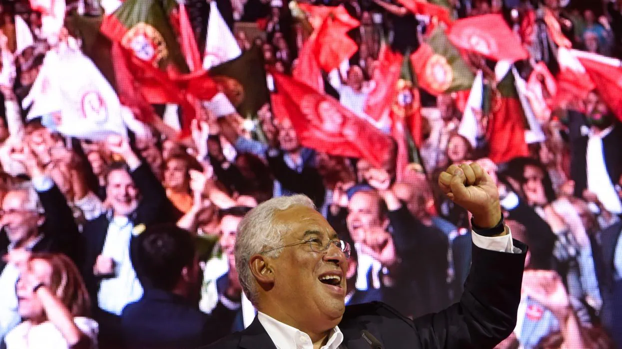 El primer ministro portugués y líder del Partido Socialista Antonio Costa