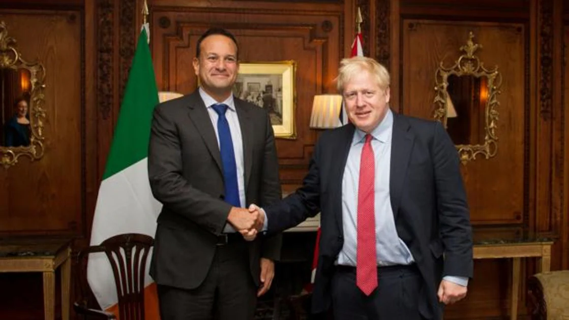 Los jefes de Gobierno de Irlanda y Reino Unido, Leo Varadkar y Boris Johnson
