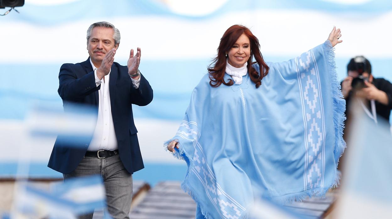 Los candidatos de Juntos por el Cambio, Alberto Fernández y Cristina Kirchner