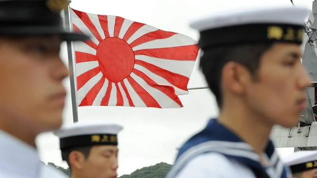 Corea del Sur compara la bandera del Sol Naciente de Japón con la esvástica y pide prohibirla en Tokio 2020