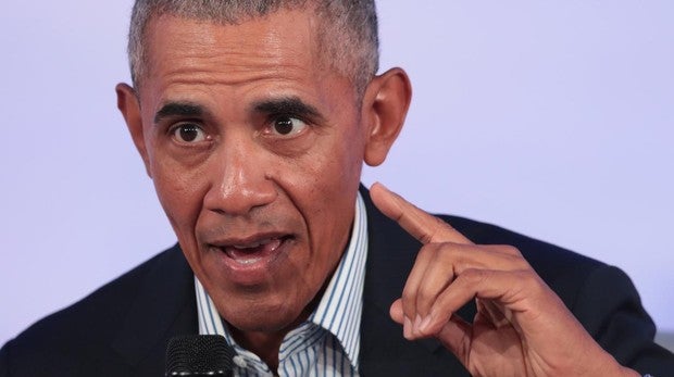 Obama carga contra la ola puritana en el activismo político: «Si solo tiras piedras, no llegarás muy lejos»