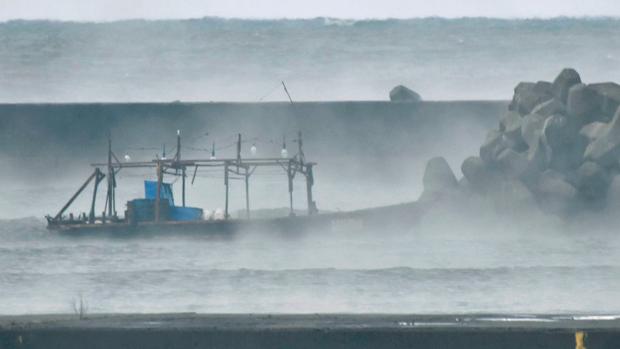 Seúl devuelve a Corea del Norte a dos pescadores acusados de matar a 16 compañeros a bordo