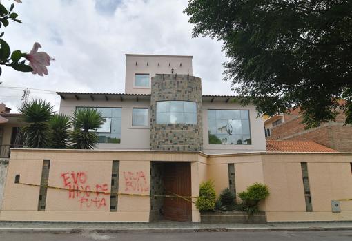Así ha quedado la casa de Evo Morales después de ser asaltada por los manifestantes