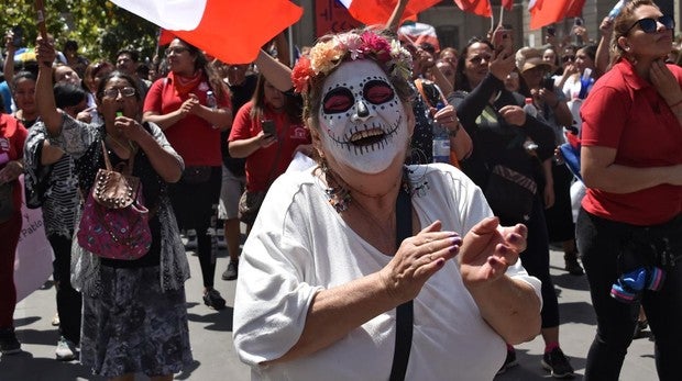 Piñera anuncia una nueva Carta Magna para acabar con la protesta