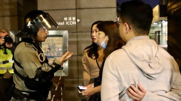 Los padres de los manifestantes de Hong Kong: «No sé nada de mi hijo desde el domingo»