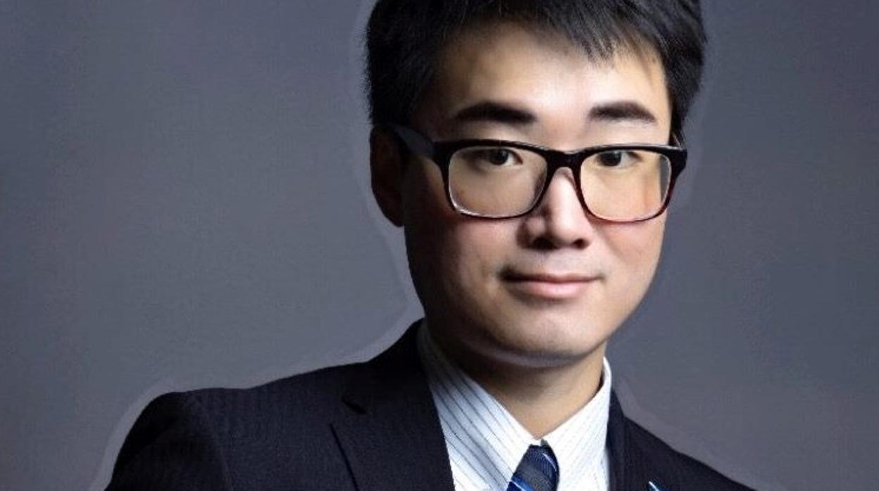 Simon Cheng, el funcionario que ha denunciado haber sido torturado por la Policía china