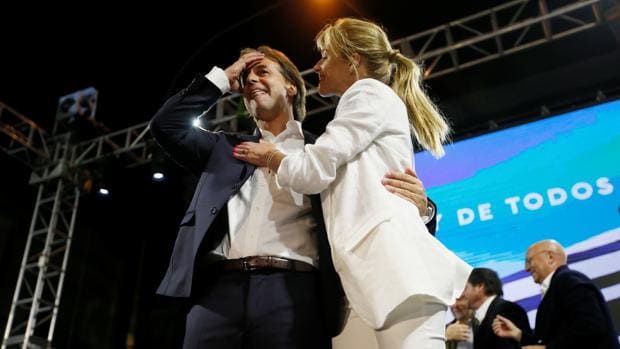 La derecha gana las elecciones en Uruguay, pero pide paciencia hasta que se proclame oficialmente su victoria