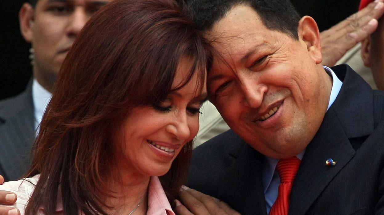 Cristina Kirchner y Hugo Chávez, en Caracas en 2008