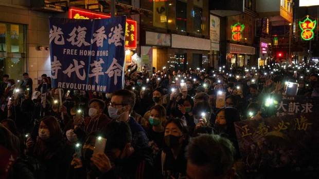 Hong Kong sigue echándose a las calles tras seis meses de protestas