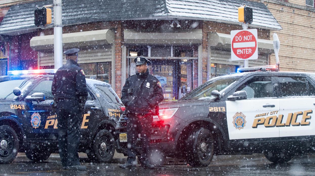 Los atacantes de Jersey City fueron a por una tienda judía y dejaron mensajes antisemitas