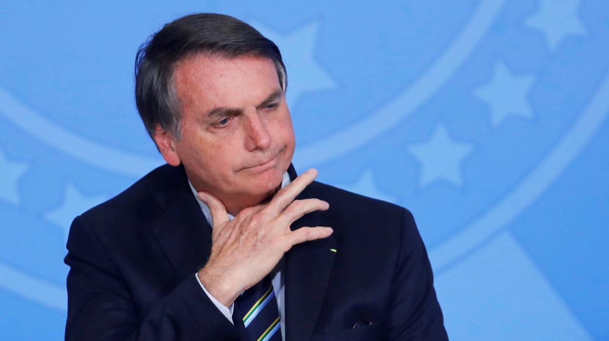 Bolsonaro dice que podría sufrir cáncer de piel