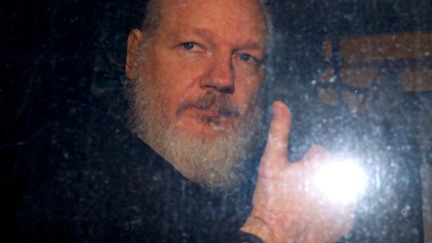 Assange espera que su comparecencia ante la Justicia española sirva para impedir su extradición a EE.UU.