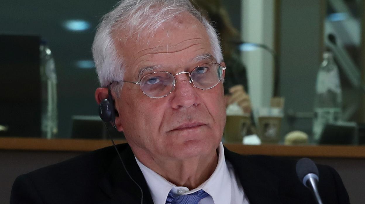 Borrell justifica la autonomía de la UE: «Viví en dictadura 40 años por el Vaticano y EE.UU.»