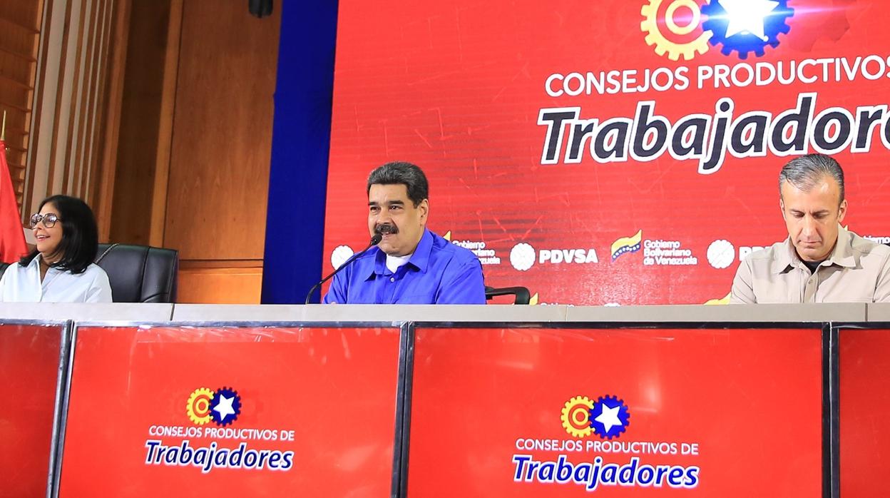 Maduro declara a la petrolera PDVSA en «emergencia» y pone al frente al vicepresidente El Aissami