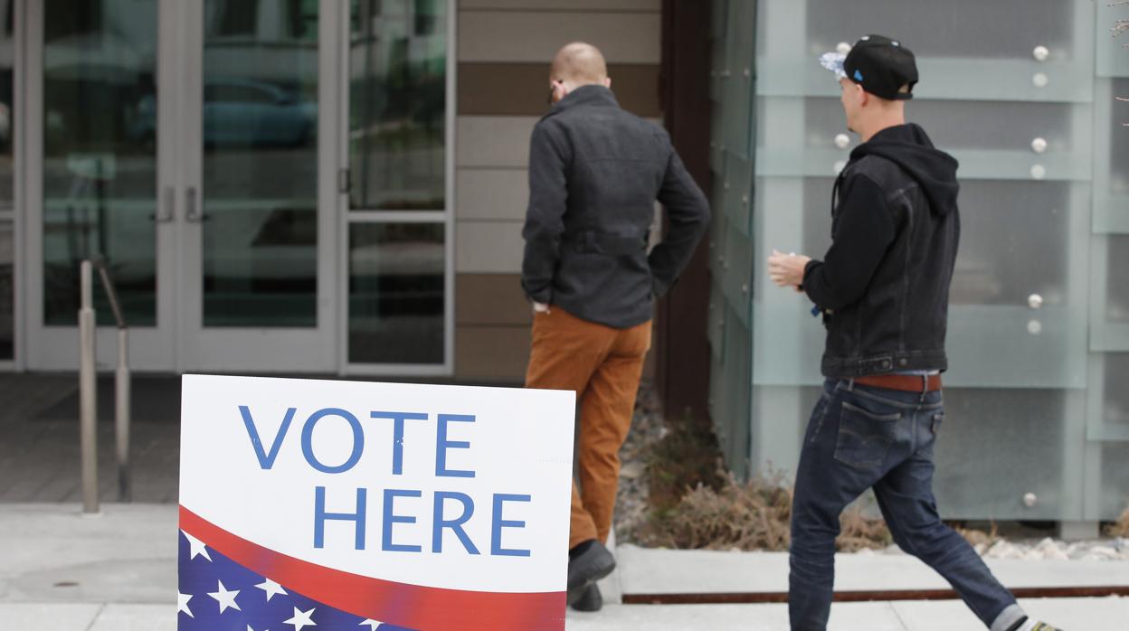 Colegio electoral en Salt Lake City en la jornada del «Supermartes»