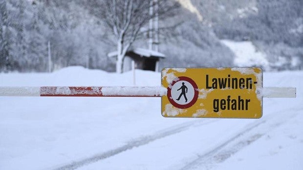 Cinco personas mueren en Austria por un alud en los Alpes