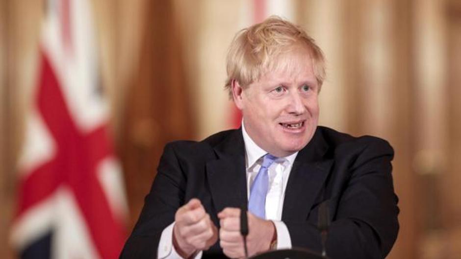 Boris Johnson aplica nuevas medidas para tratar de frenar el coronavirus