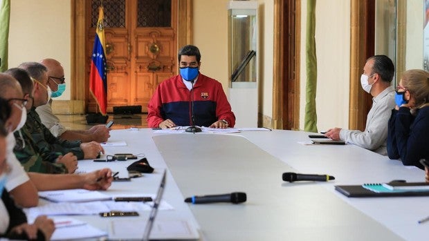 Maduro acusa a Leopoldo López de «conspirar para asesinarlo» desde la embajada de España en Caracas