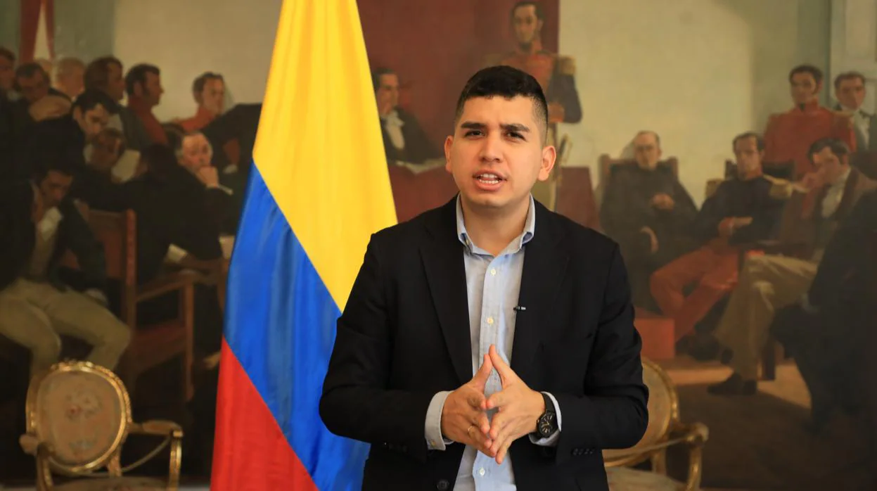El ministro de Vivienda, Ciudad y Territorio de Colombia, Jonathan Malagón González