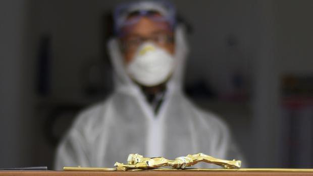 Repunta el número de muertos por coronavirus en Italia, pero caen los contagios y hay récord de curados