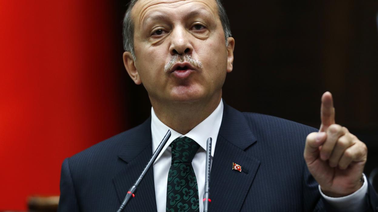 Erdogan denuncia a un presentador de TV por criticar su discurso sobre el Covid-19 en una red social