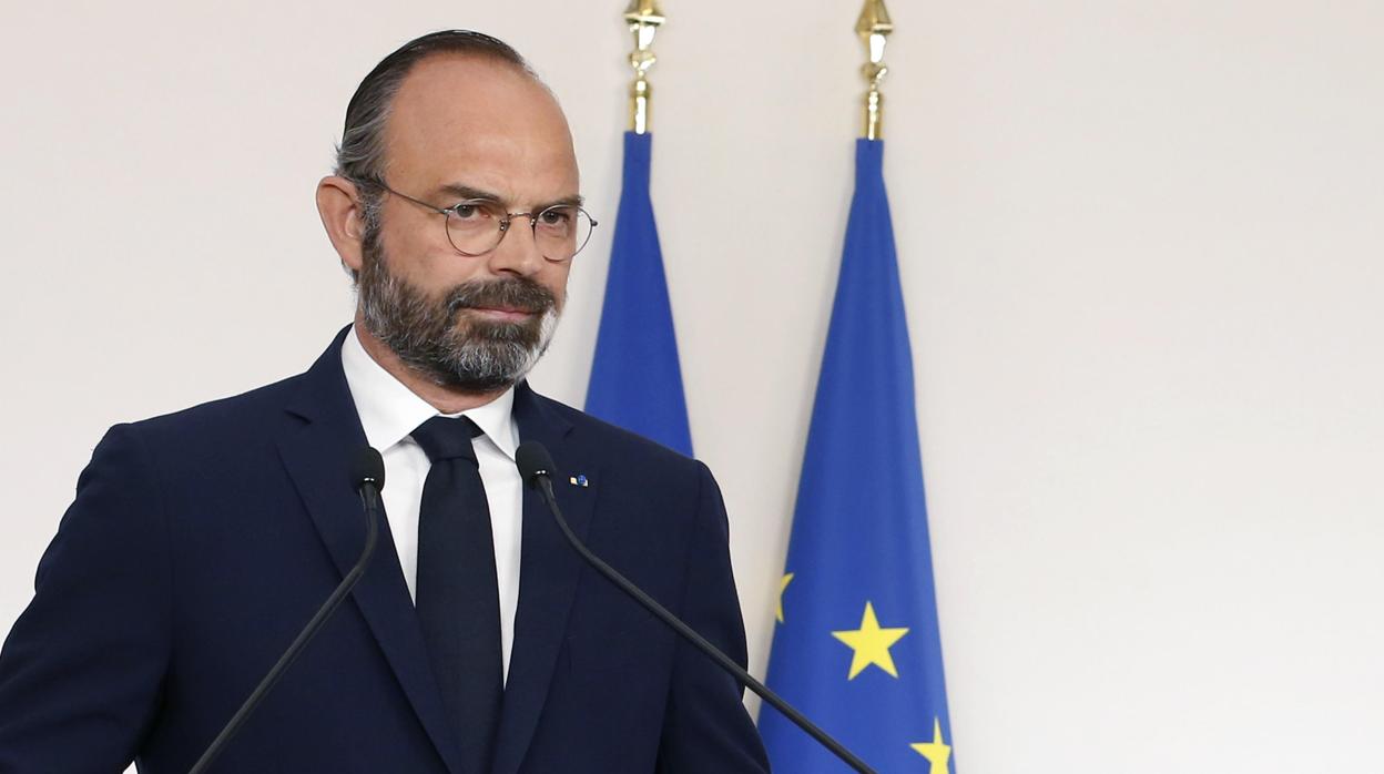 El primer ministro francés, Edouard Philippe, durante la rueda de prensa este domingo