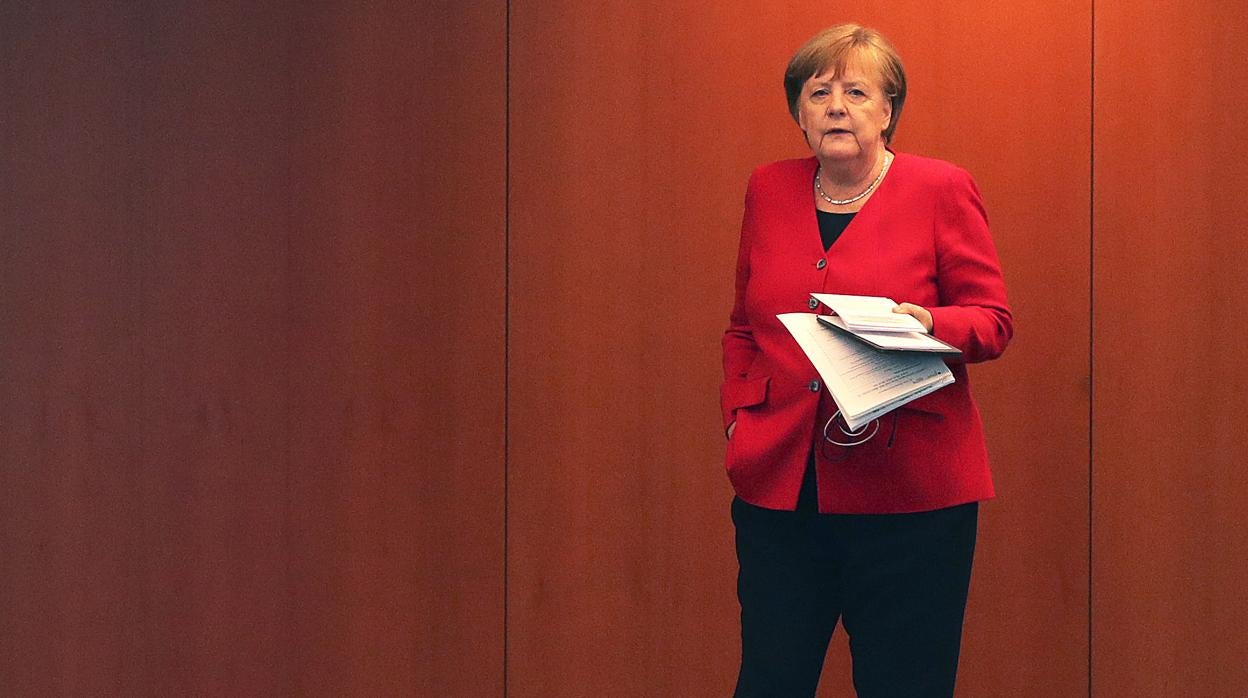 La canciller Ángela Merkel, durante la rueda de prensa presentando las medidas desescalada