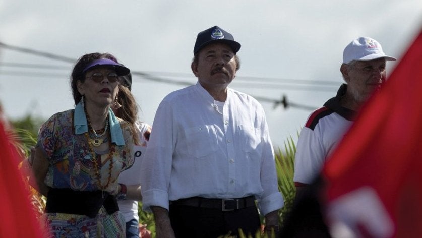 El presidente Daniel Ortega, junto a su esposa Rosario Murillo, vicepresidenta del país